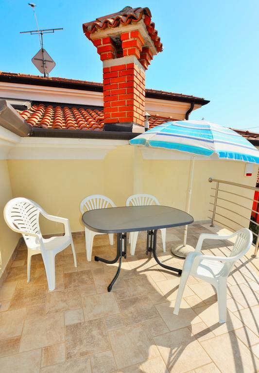 Apartments Sv. Pelegrin أوماغ المظهر الخارجي الصورة