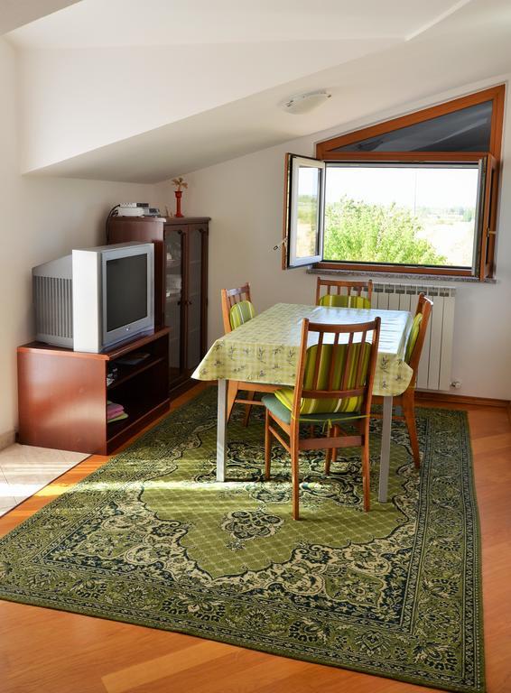 Apartments Sv. Pelegrin أوماغ المظهر الخارجي الصورة