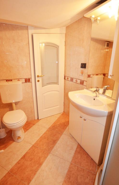 Apartments Sv. Pelegrin أوماغ المظهر الخارجي الصورة